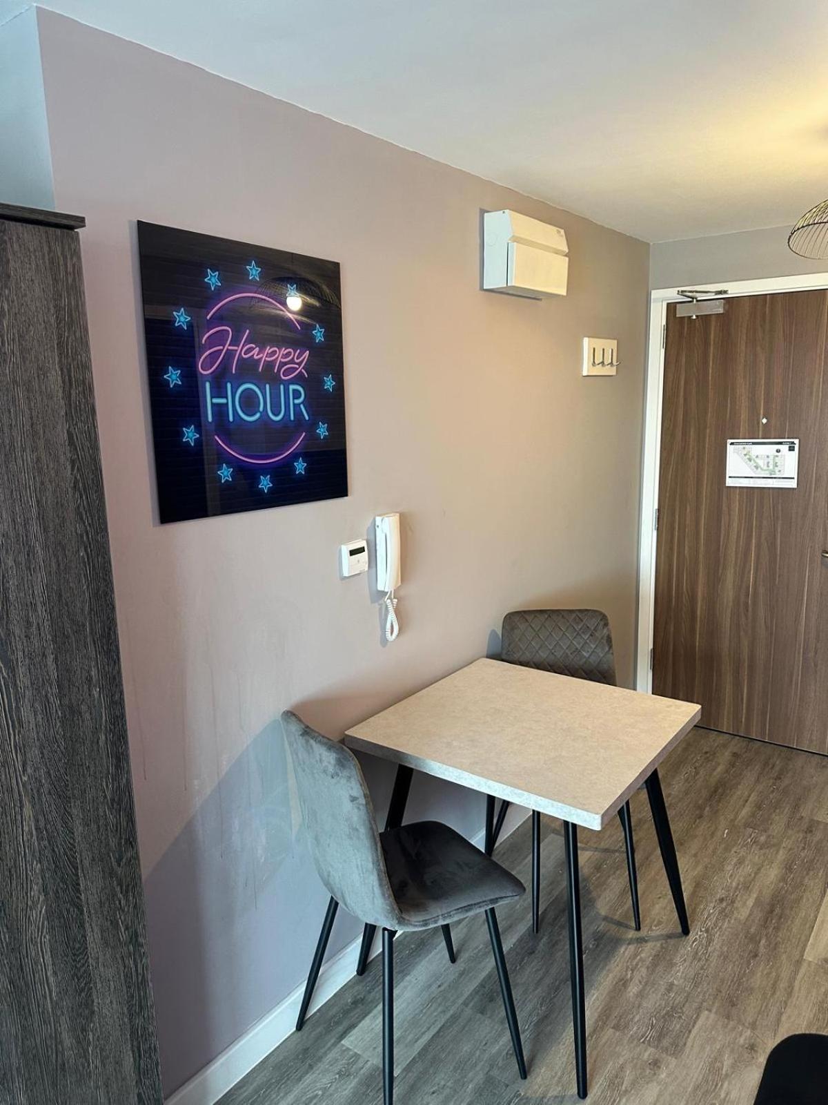 Stunning City View Studio Apartment Liverpool Bagian luar foto
